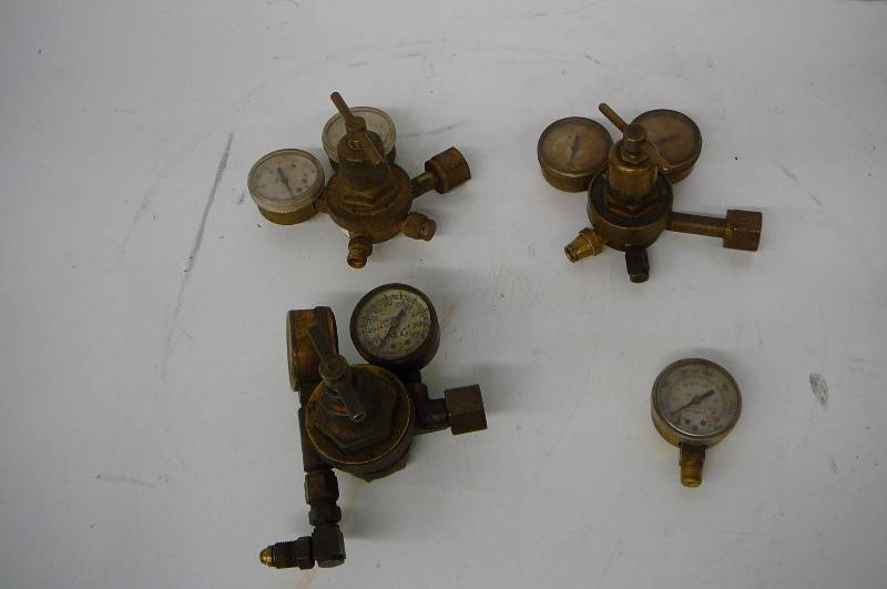 Victor Regulators ACCU-TROL REG.  NCG REG