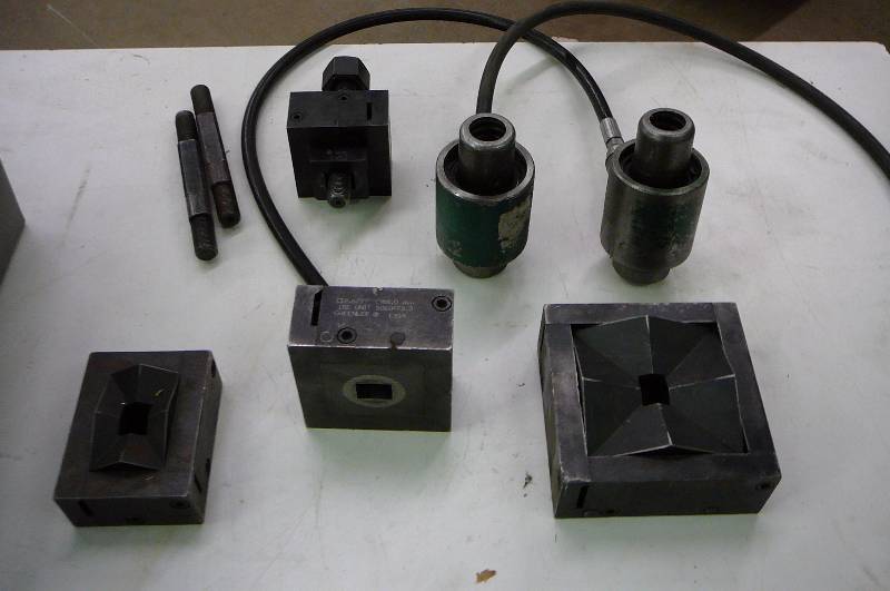 Conduit Hydraulic Rams & Hoses & Dies (Greenlee)