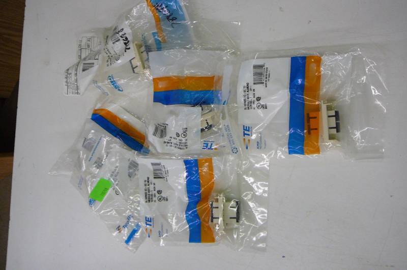 ELM TE connect 1375123-1   4count