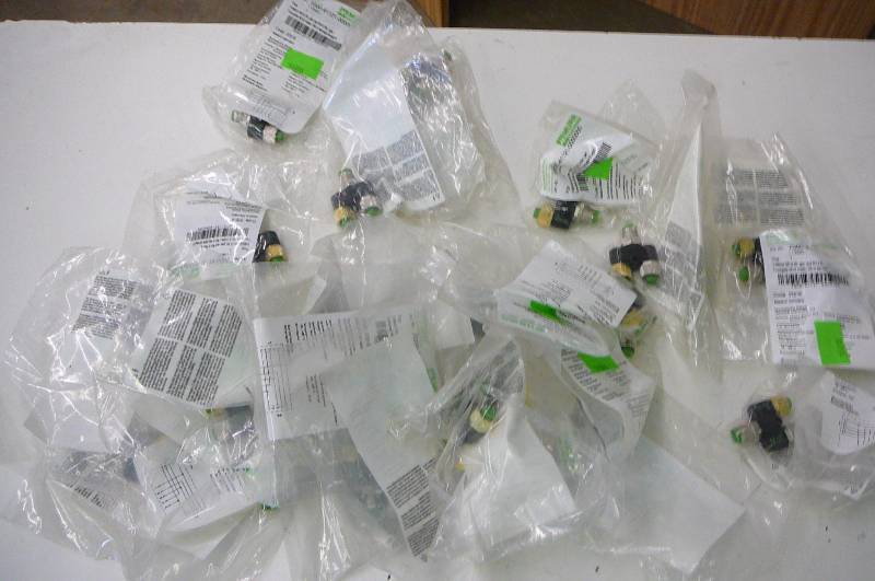 ELM Murr 7000-41121-00000   25 count