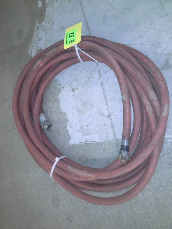 lot 32 image: Misc Length of Hose