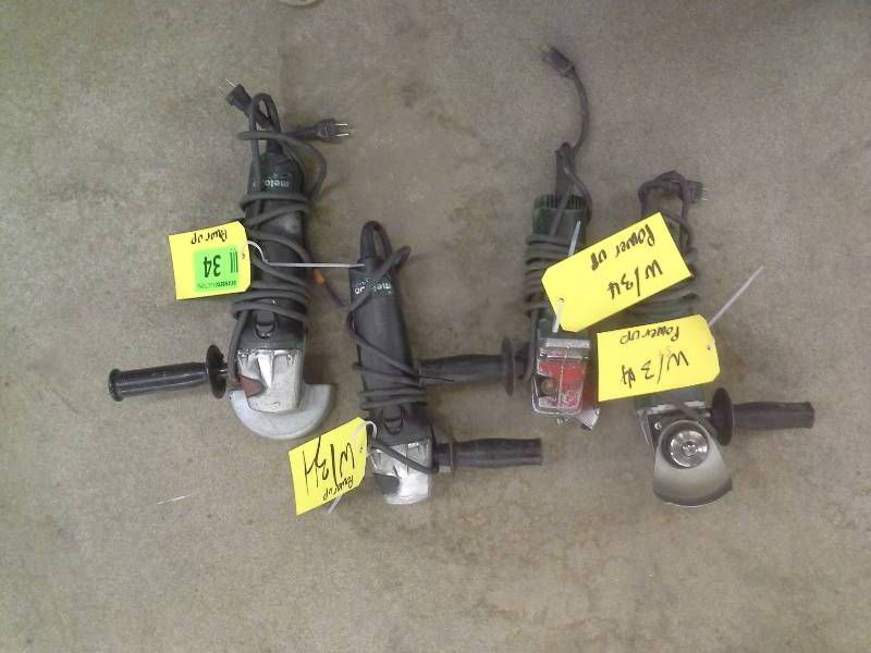 lot 34 image: 4 Metaboo Angle Grinders