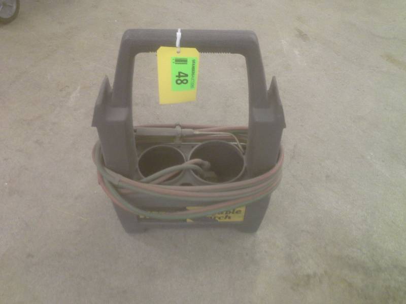 lot 48 image: Victor Portable Torch Carrier
