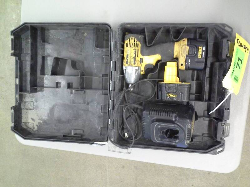 lot 71 image: DeWalt  Impact Driver