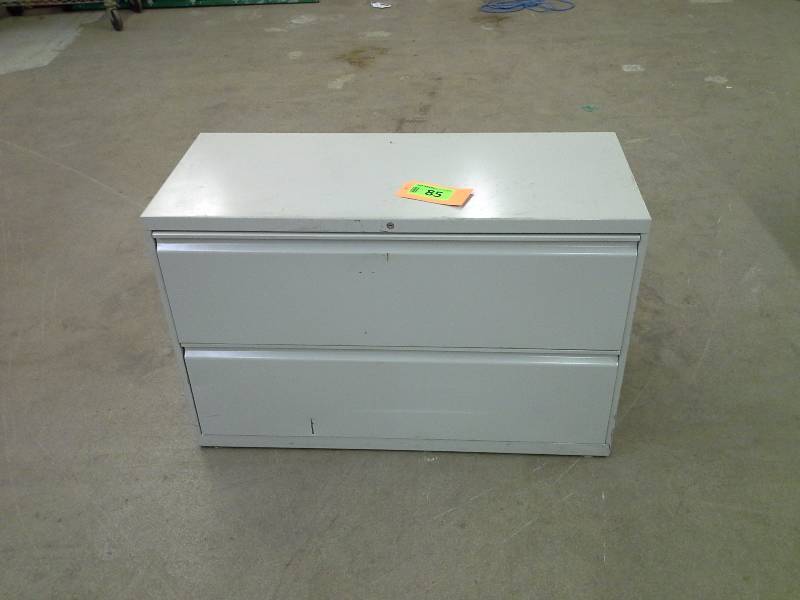 lot 85 image: (1) Lateral File Cabinet
