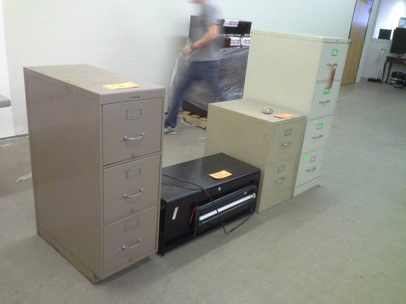 lot 86 image: Misc. Office Storage Lot