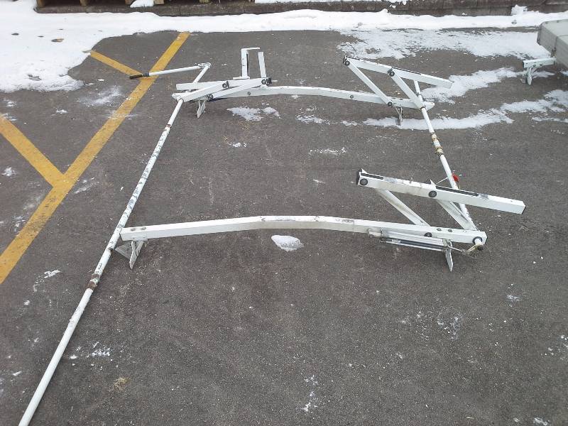 lot 1 image: Prime Vehicle Ladder Rack