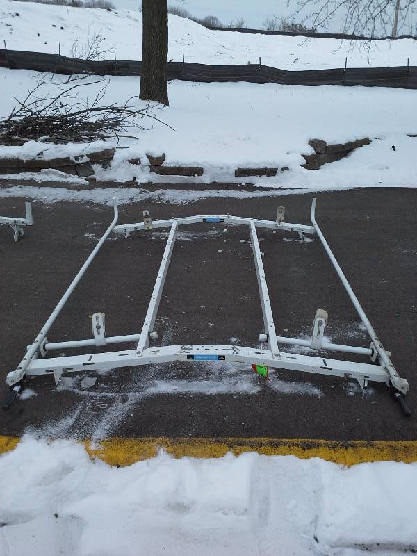 lot 4 image: Adrian Steel Vehicle Ladder Rack