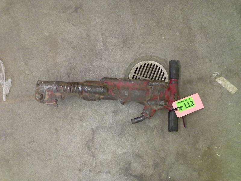 lot 112 image: Chicago Pnuematic Pavement Breaker Demolition Hammer