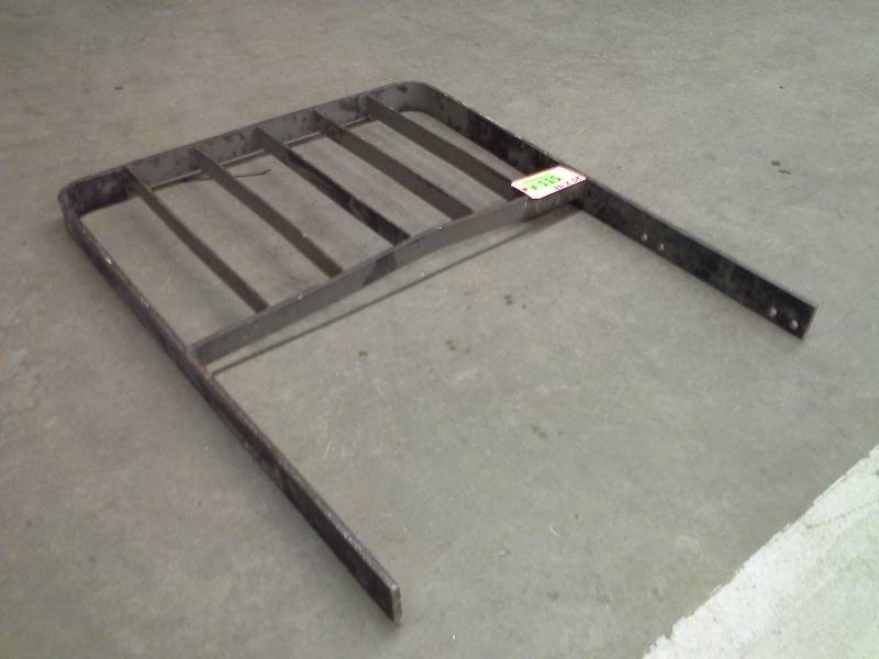 lot 115 image: Forklift Back Rest