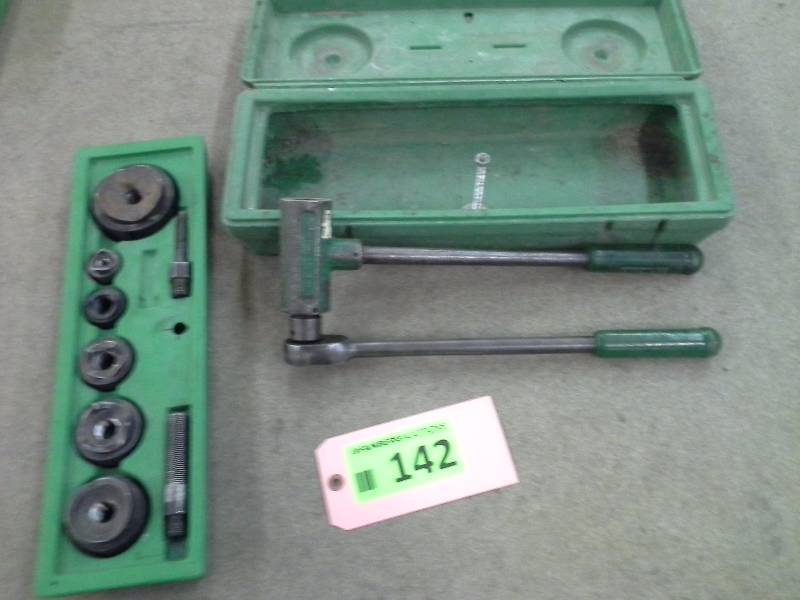 lot 142 image: Greenlee Ratchet Knockout Punch Driver