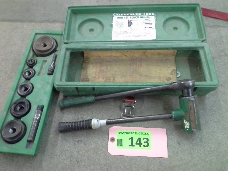 lot 143 image: Greenlee Ratchet 1806 Knockout Punch Driver
