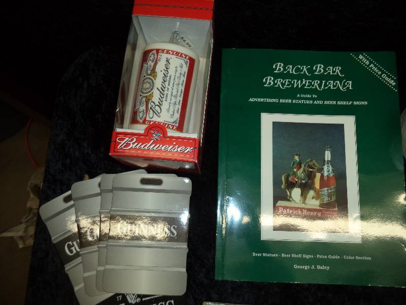 Lot - Beer & Advertising Items