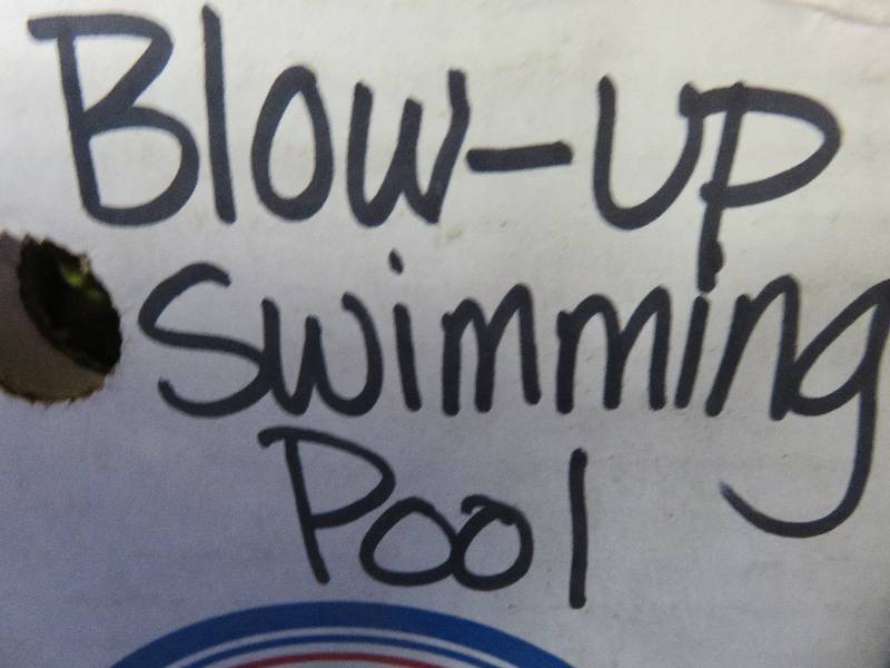 blow up swimming pool