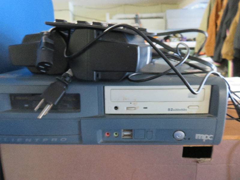 MPC ClientPro Computer and Dell Moniter