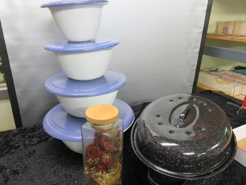 kitchen lot