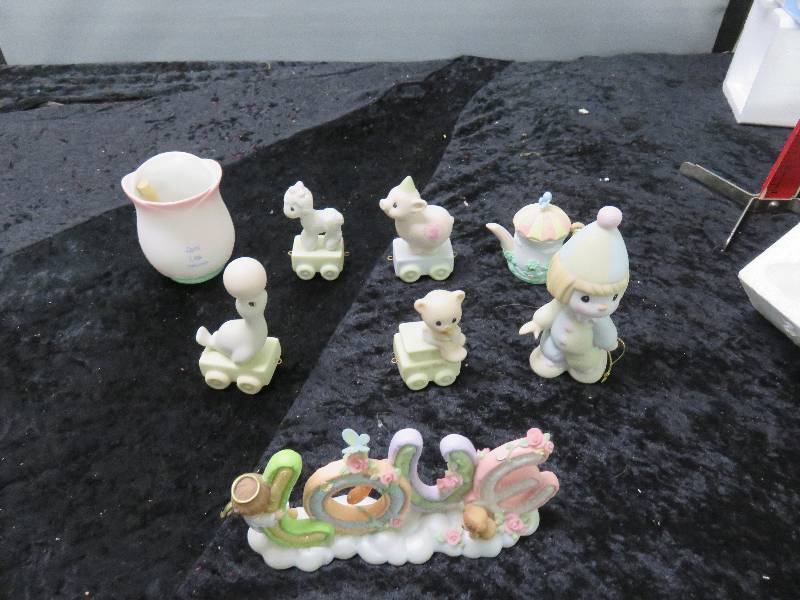 Precious Moments lot