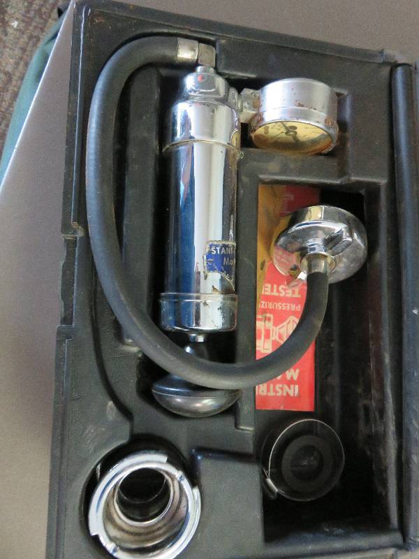 Cooling System Pressure Tester