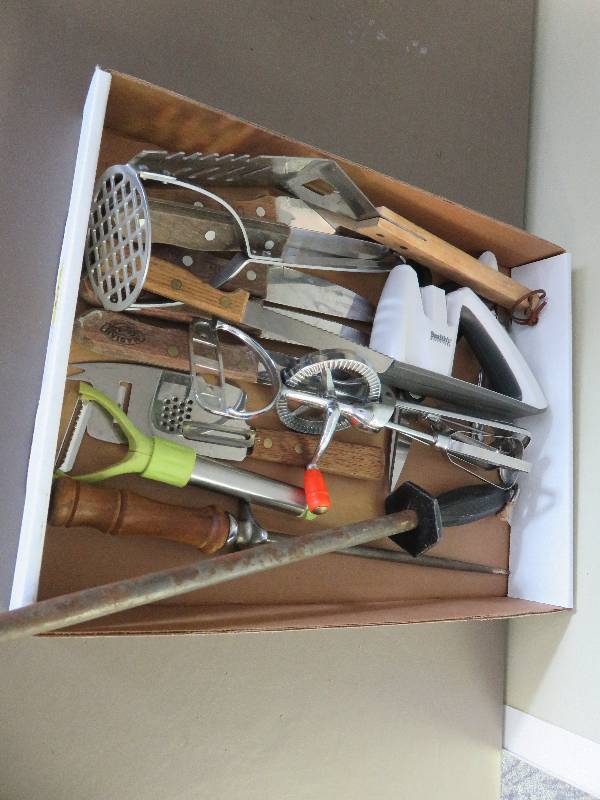 kitchen utensils