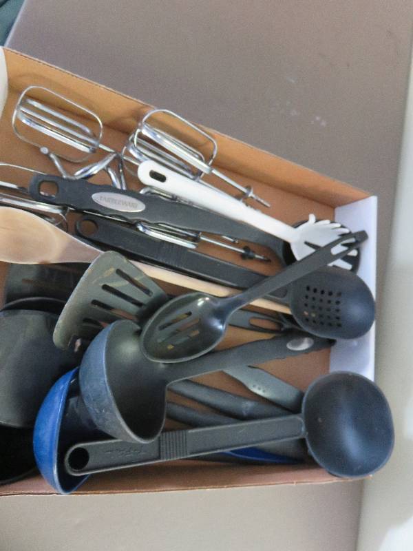 kitchen utensils