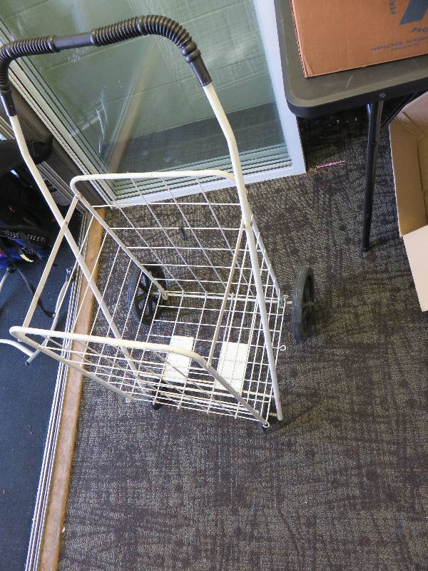 laundry rolling cart