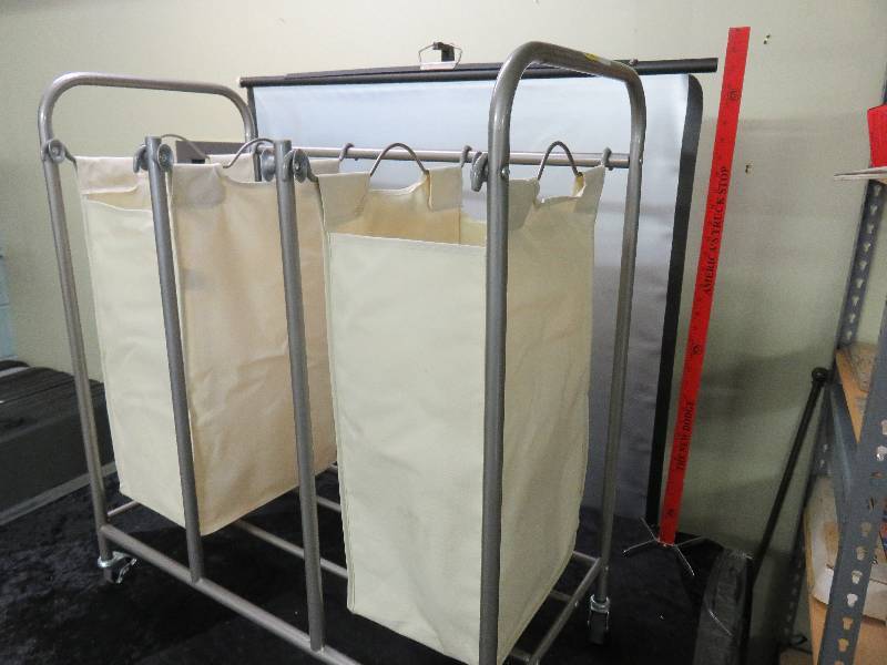 Laundry cart