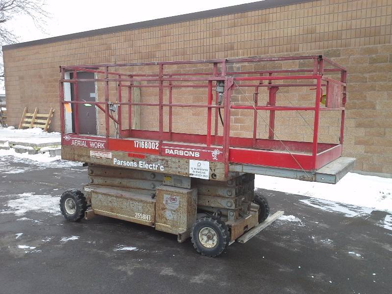 Mayville 2558HT Scossorlift