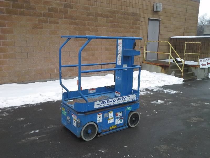 Upright TM12 Man Lift
