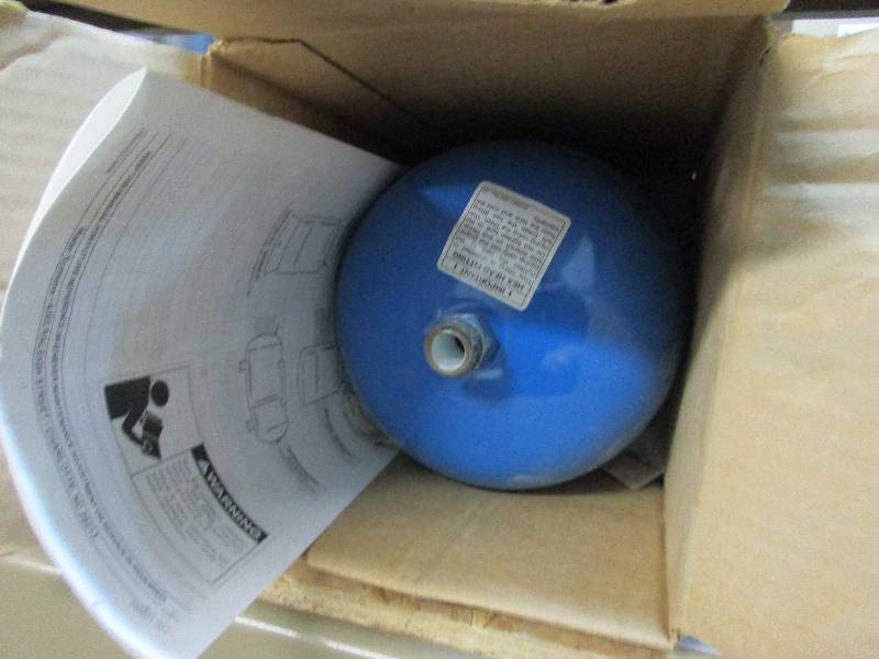 Diaphragm tank