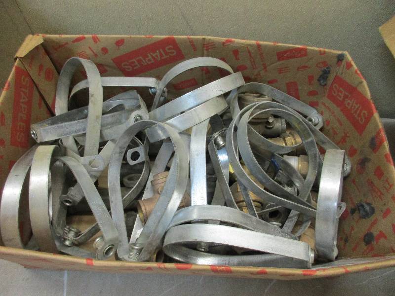 Pipe hangerscheck valves