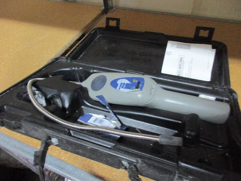 Leak Detector