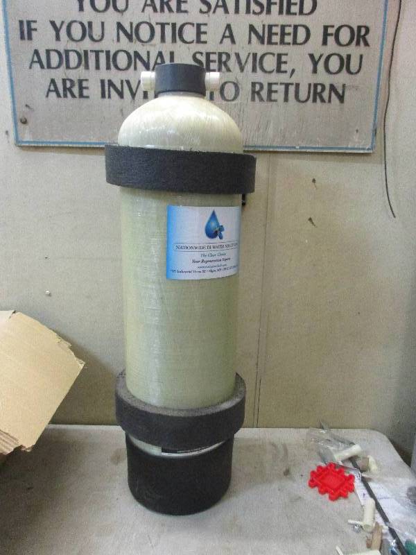 Softener tank