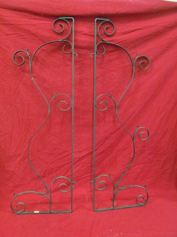 lot 9 image: window trim