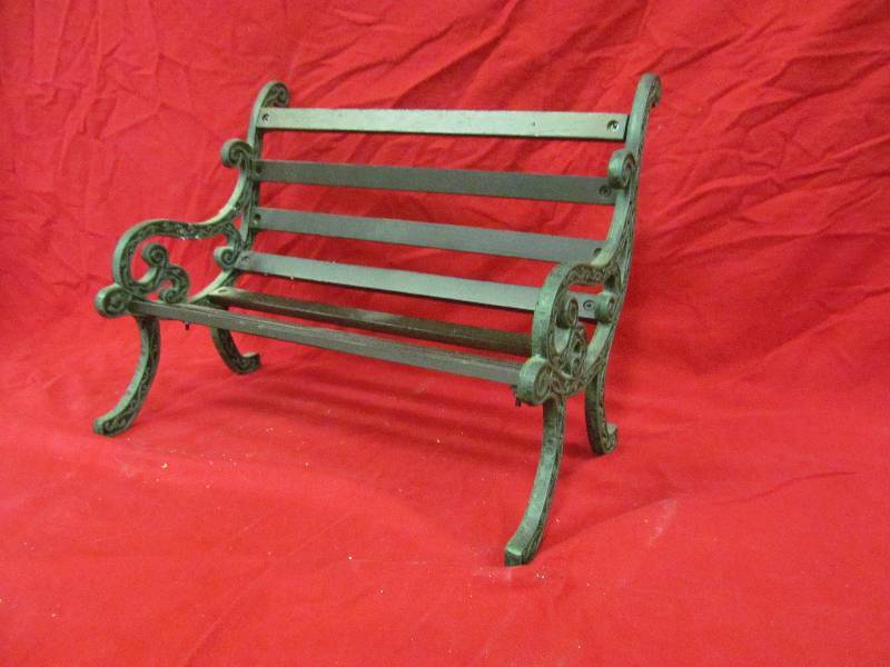 lot 19 image: iron bench
