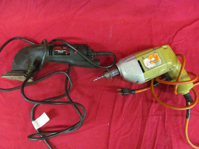 lot 35 image: Skil sander, Black &Decker drill