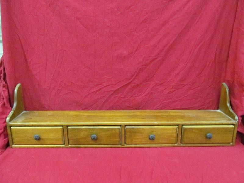 lot 66 image: shelf