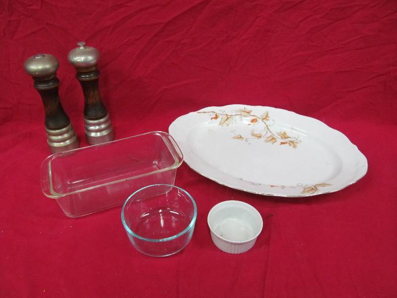 lot 90 image: Pryex dishes