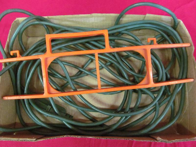 lot 112 image: extension cord
