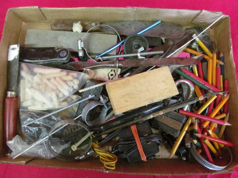 lot 136 image: hardware