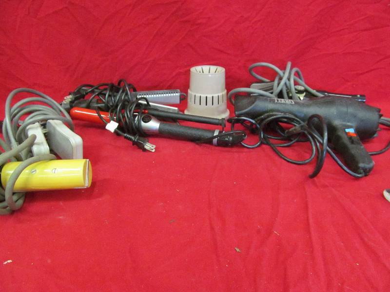 lot 159 image: curling irons