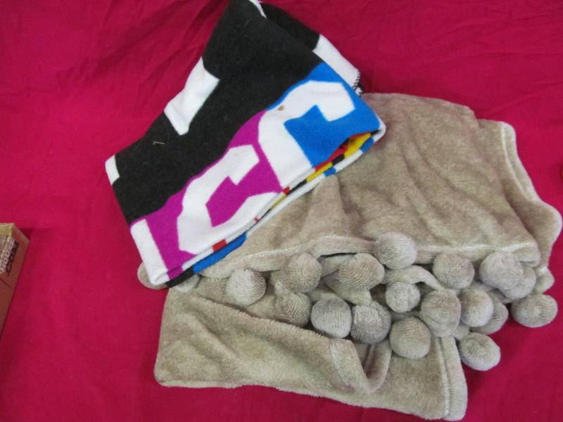 lot 179 image: Fleece Throw