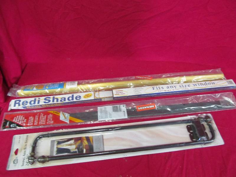lot 233 image: Household Items