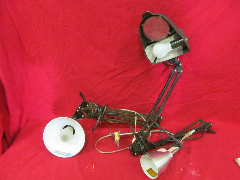 lot 240 image: Work Lights