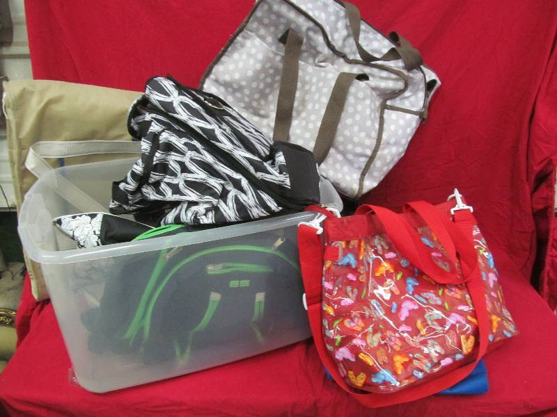 lot 310 image: ToteBags