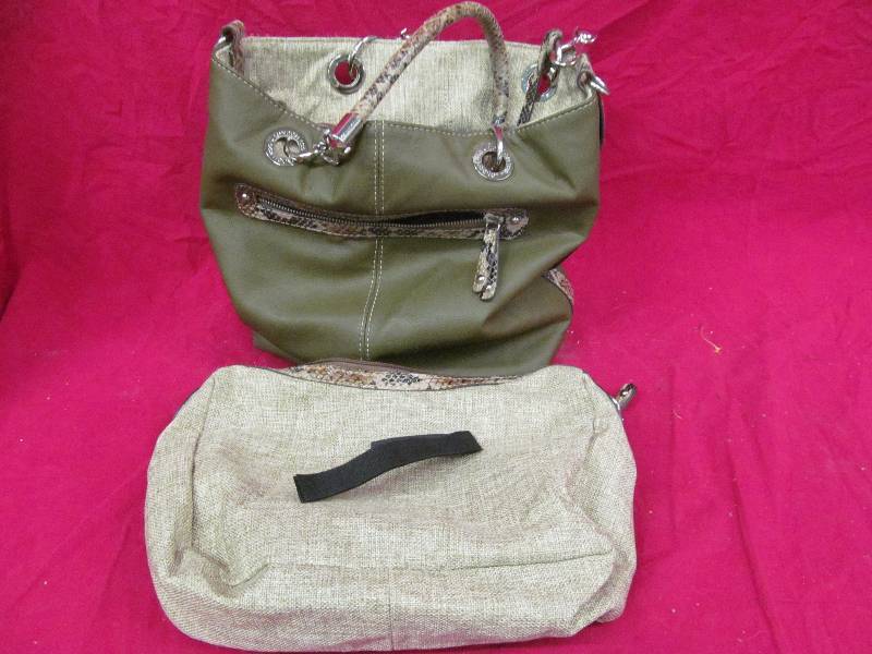 lot 331 image: Hand Bags