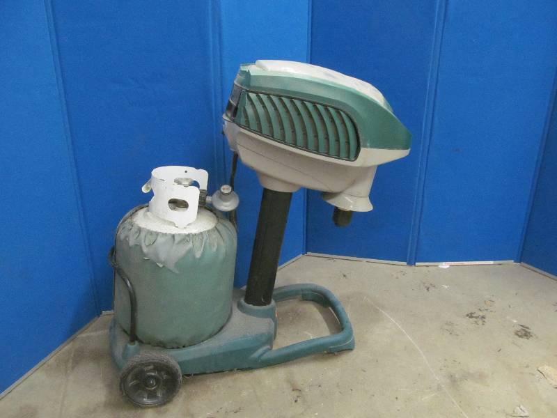 lot 334 image: Mosquito Magnet