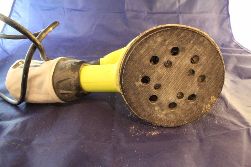 Ryobi 5 Random Orbit Sander (L51-343)