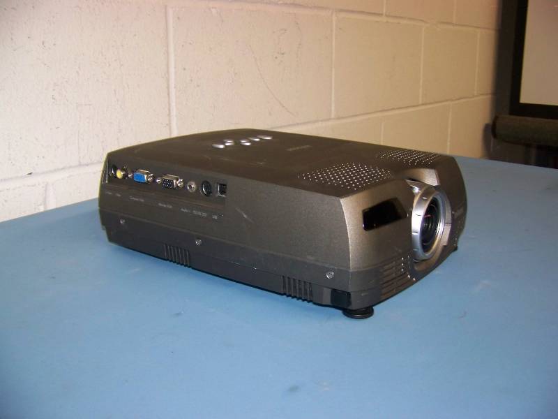 lot 19 image: InFocus, LP290, LCD Projector