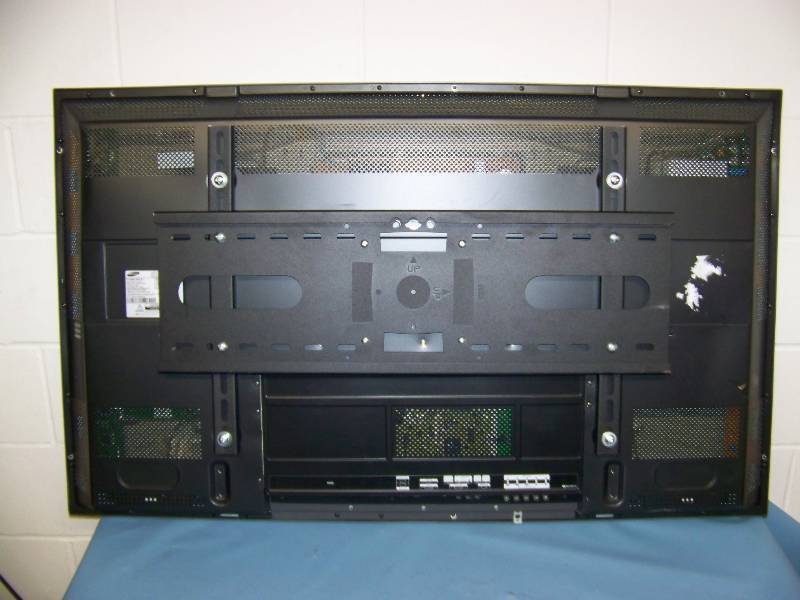 lot 6 image: 50, Samsung, HD Plasma Display  Monitor with Remote Control