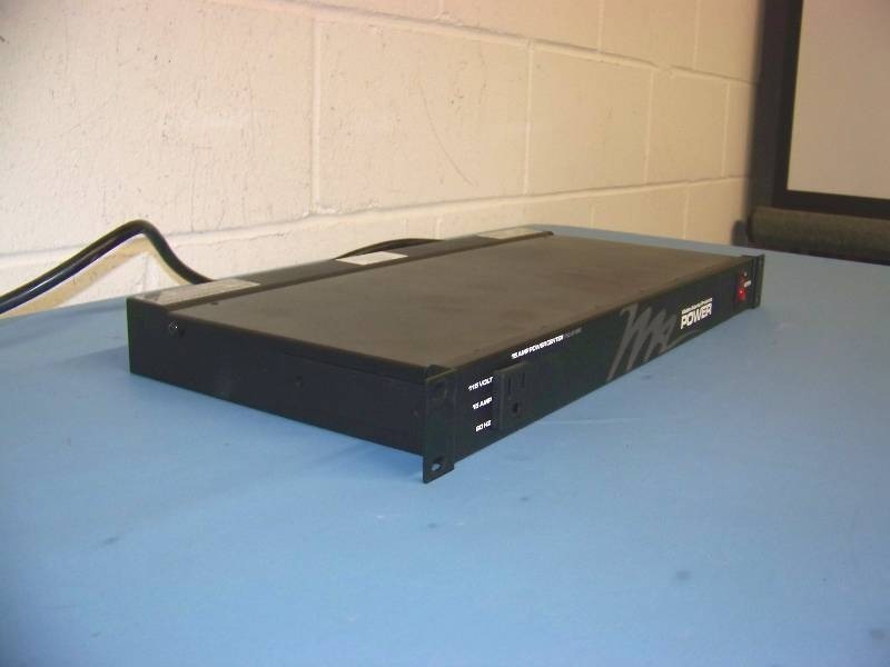 lot 48 image: Middle Atlantic, 15 Amp, 8-Outlet, Power Center  Power Strip